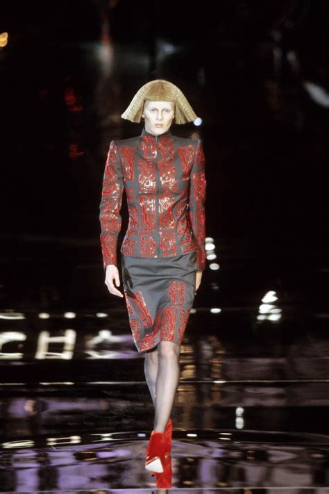 givenchy f w 1999